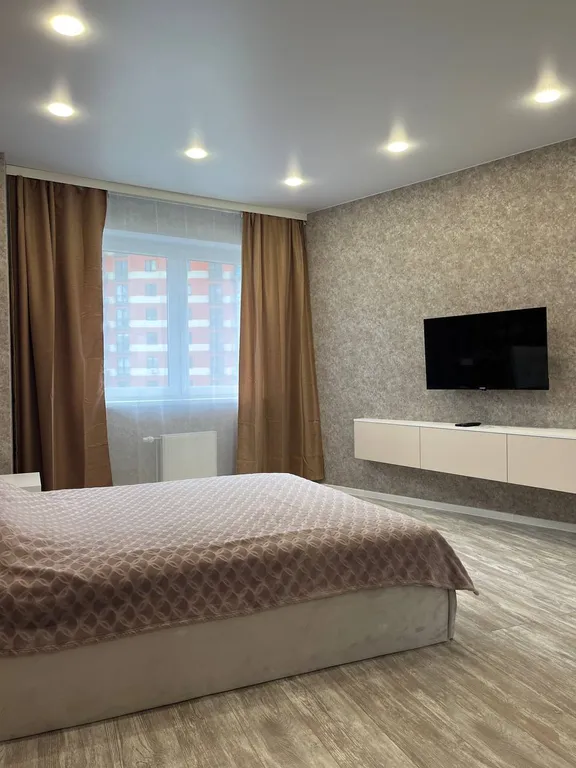 Красивая квартира в новостройке недалеко от центра