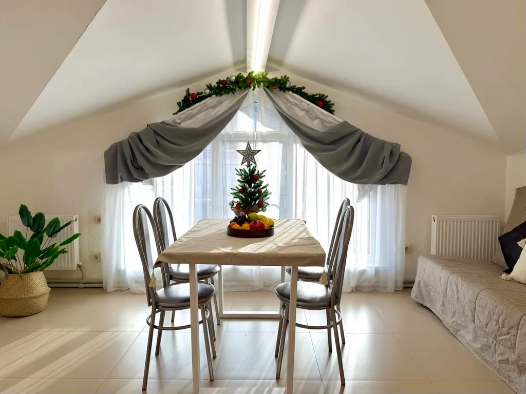 №1 "Стандарт" на мансардном этаже