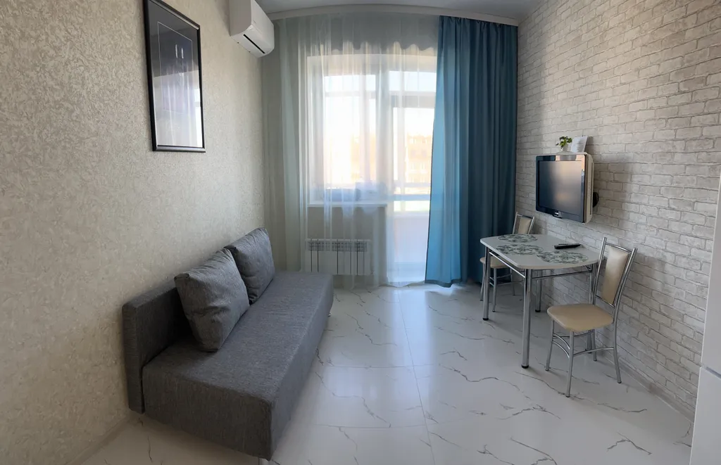 Новая 1-комнатная квартира — аренда посуточно в Аксай