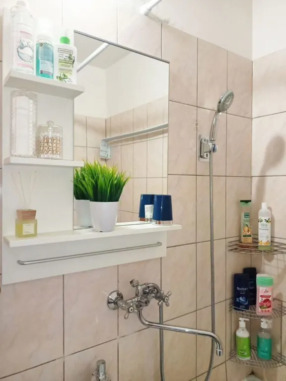 Уютнaя светлая квaртира на высоком 21 этаже