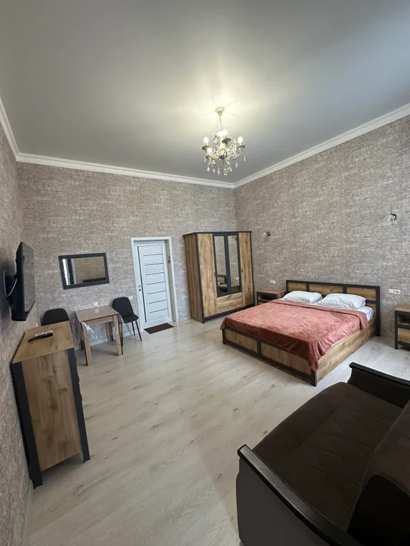 Красивая стильная 8 квартира