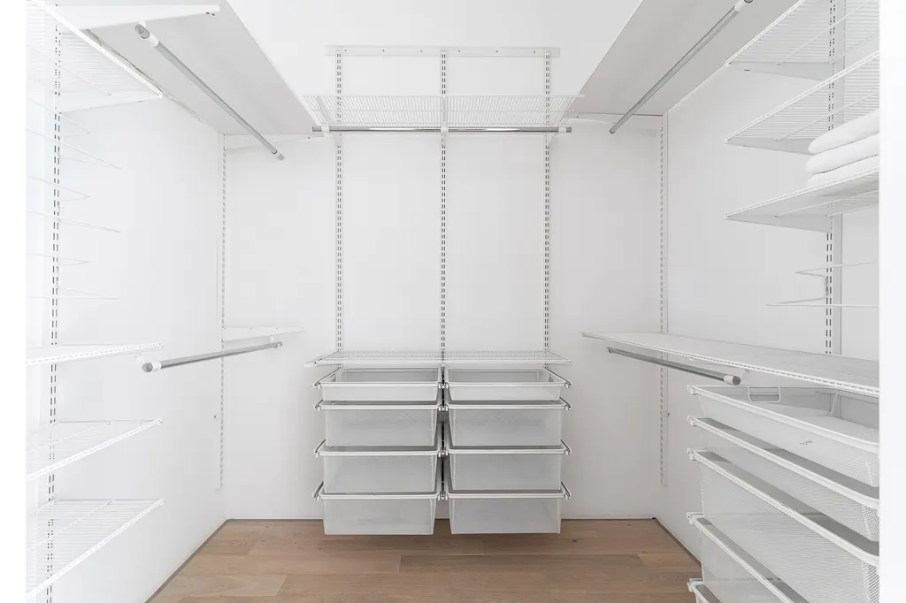 Семейная квартира на первой линии на главной набережной города