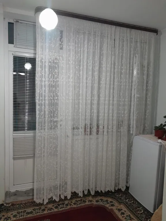 Комната на берегу моря