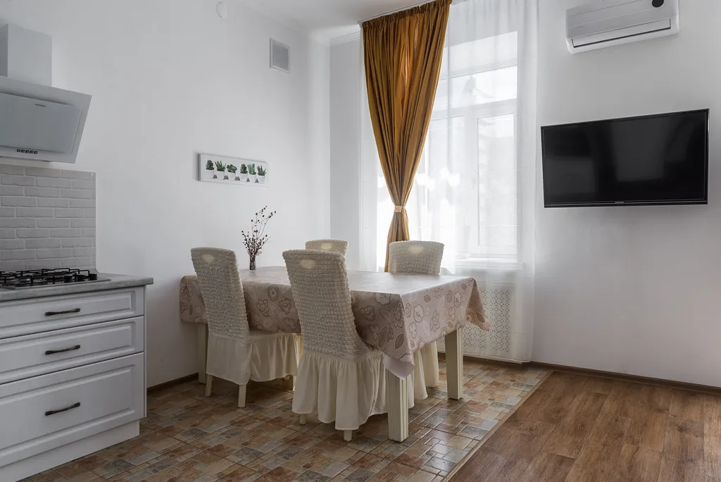 Стильная квартира на Баумана с парковкой и балконом