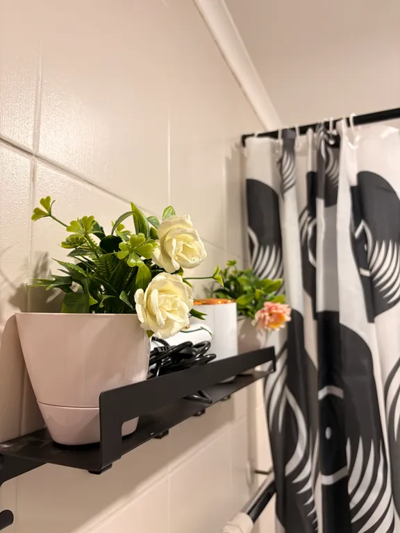 Видовая квартира с панорамным остеклением в центре