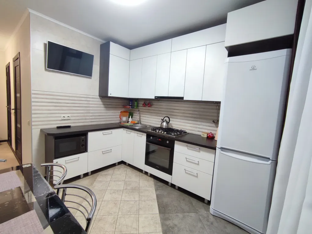 Новые апартаменты в центре, Амфитеатр, парки и старый город рядом.