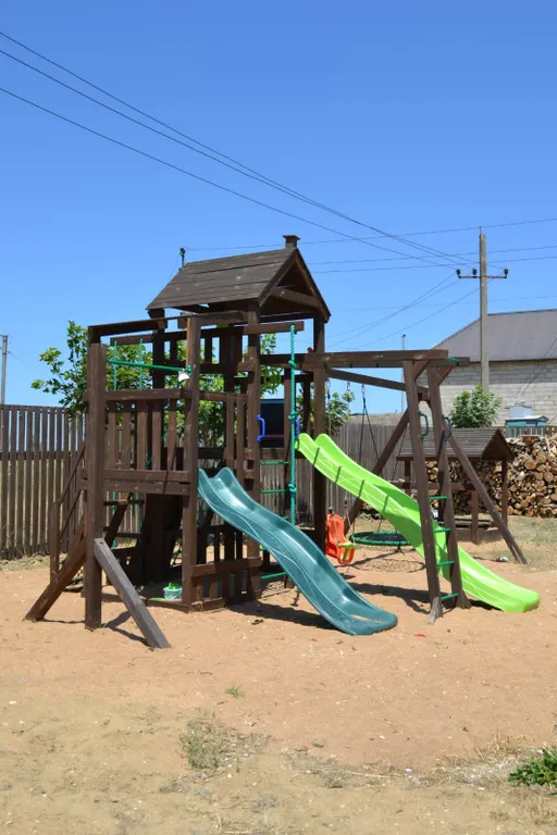 Уютный деревянный коттедж у моря