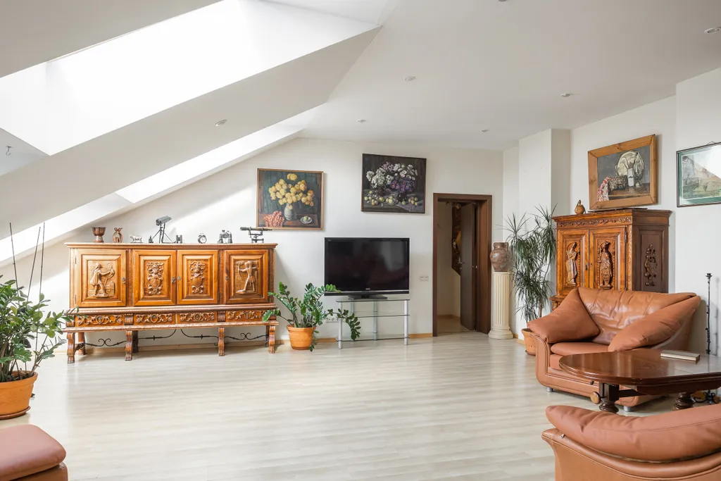 Большая мансарда у Эрмитажа