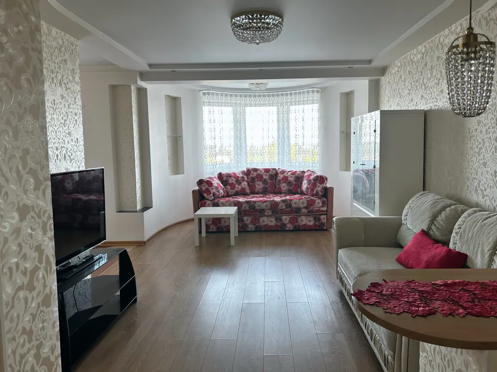 Квартира с панорамным видом на реку и все монастыри