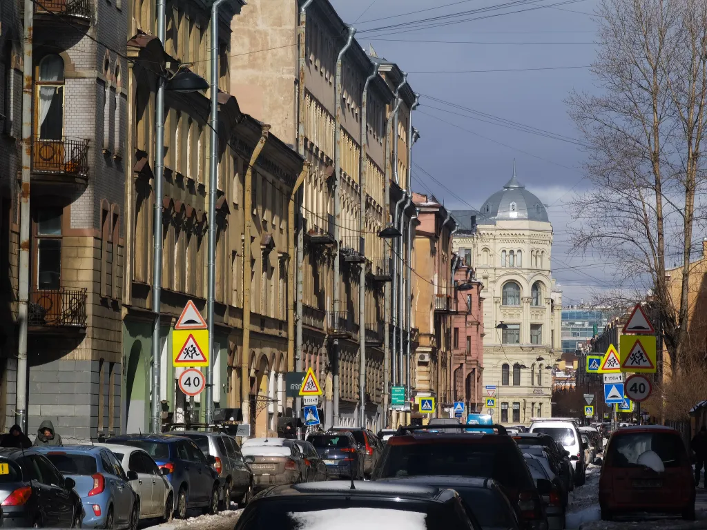 Студия у театра в самом сердце города
