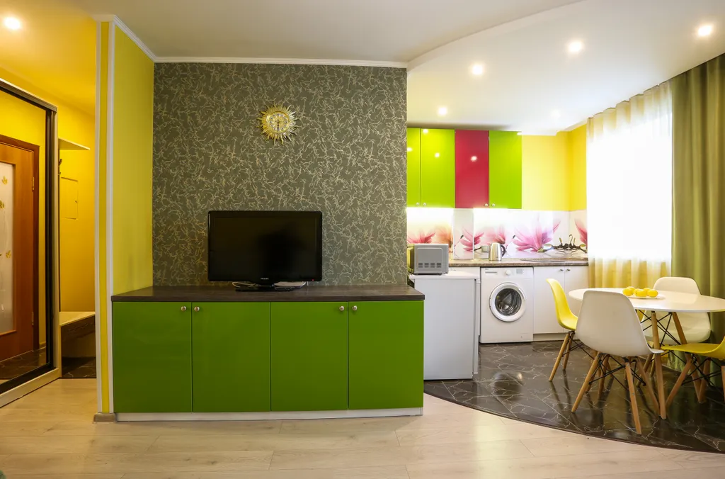 Студия у набережной реки Кама