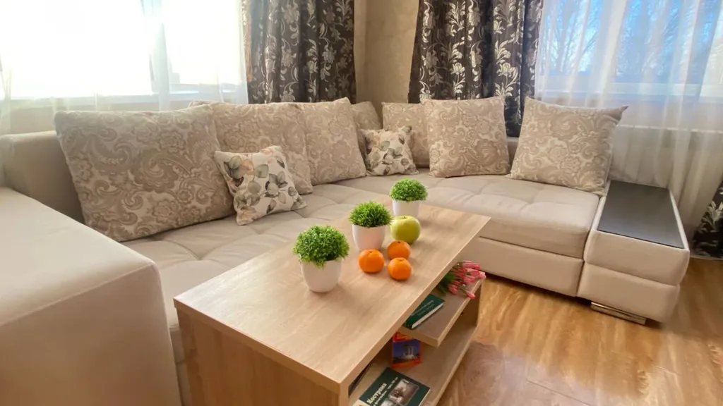 Просторная квартира, 500 метров пешком до главной площади, ждем