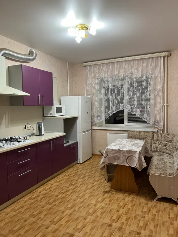 Квартира 1-комнатная квартира в спальном районе — Волгоград