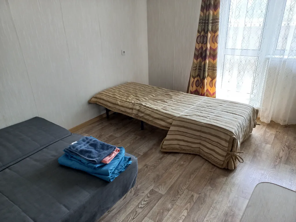 Светлая уютная квартира вблизи Медицинской академии и ЖД Больницы