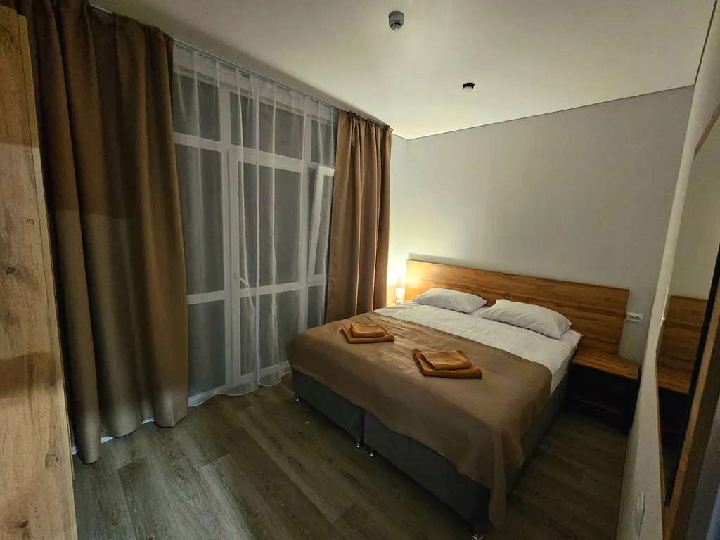 Уютные гостевые домики Колос