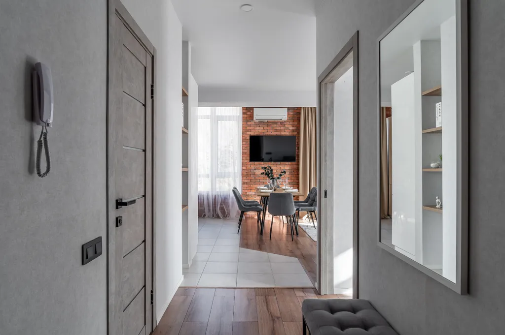 Просторная стильная квартира с видом на горы