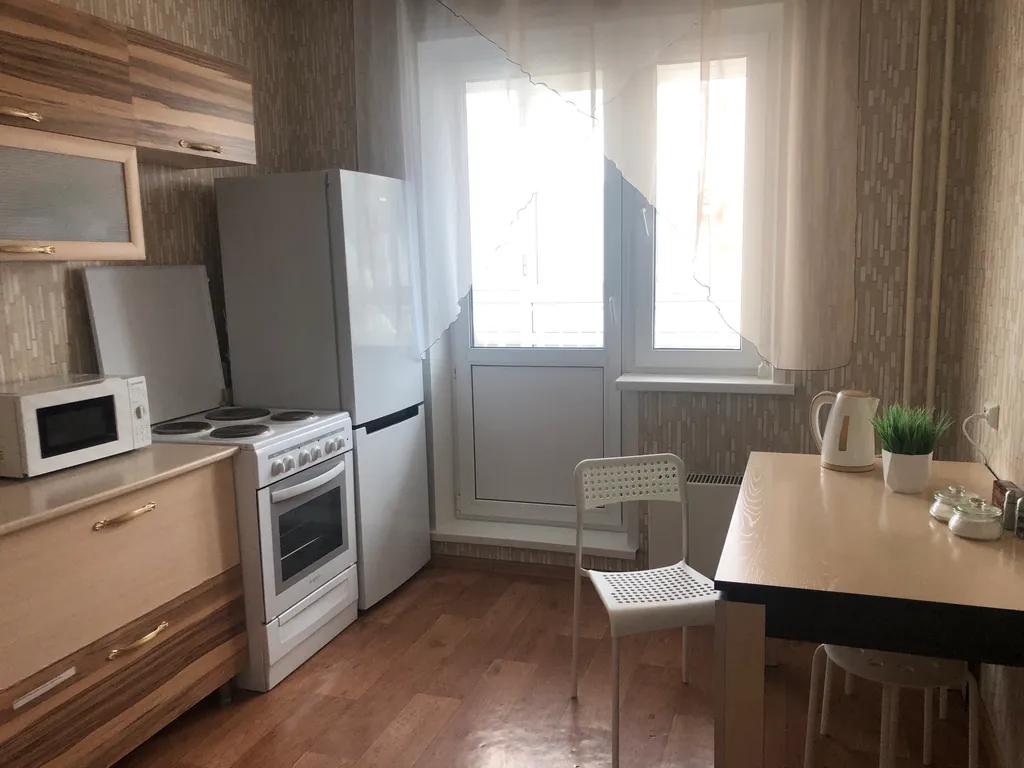 Квартира рядом остановка, парковка, Краевые больницы. Онкология 5 мин.