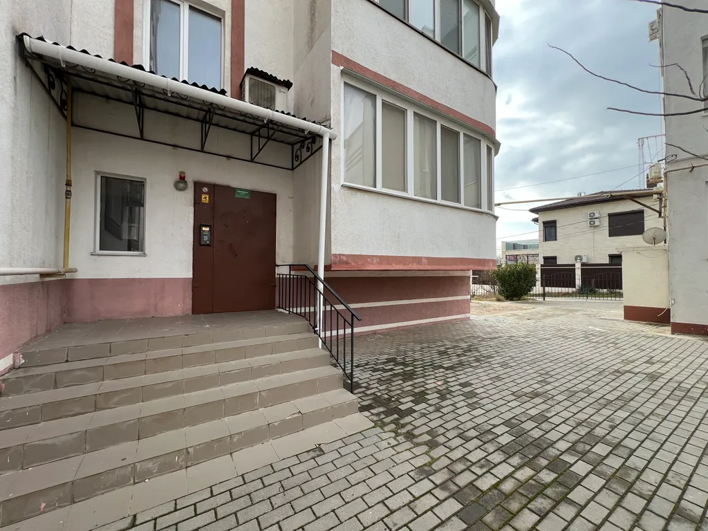 1 к.кв пляж 10 мин рядом Парк Победы Херсонес не берем плату за уборку