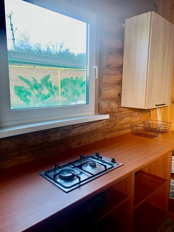 Уютный дом с можжевельником