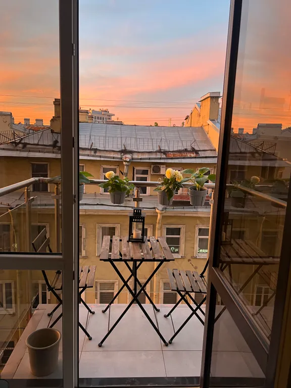 Квартира Стильная квартира с балконом в эксклюзивном районе — Санкт-Петербург