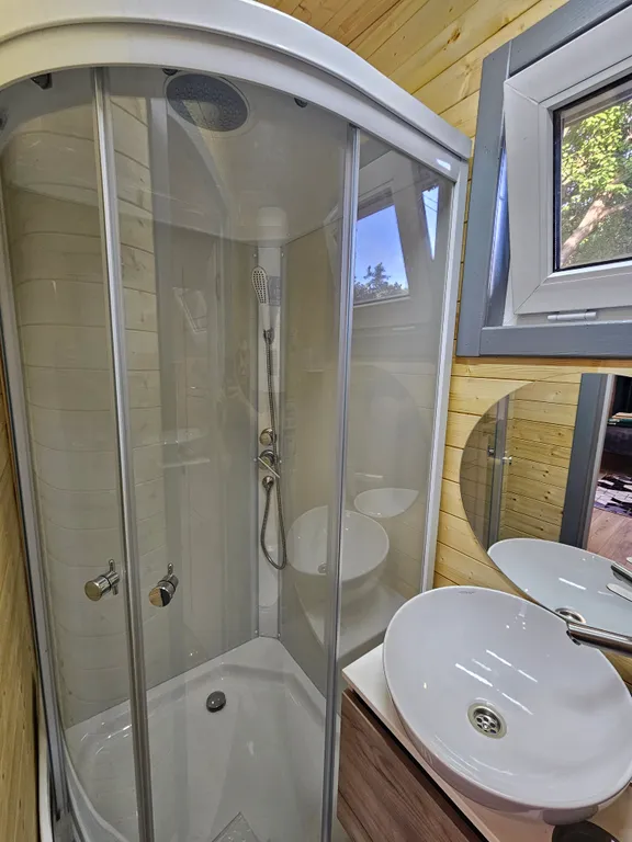 Коттедж Дом-студия в стиле Лофт — Анапа