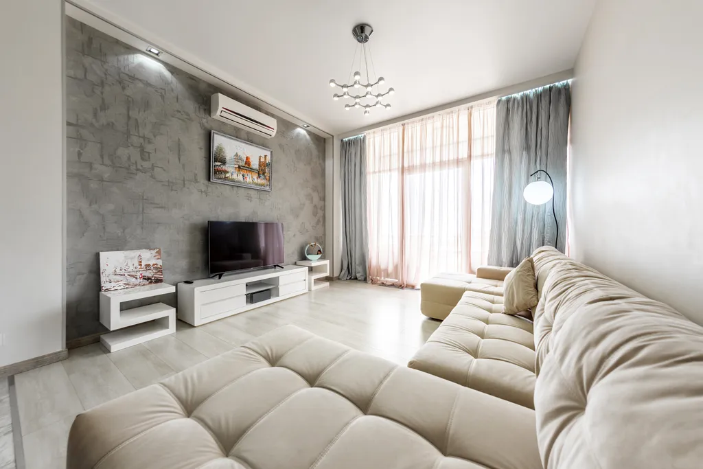 Роскошный пентхаус с панорамным видом на море.