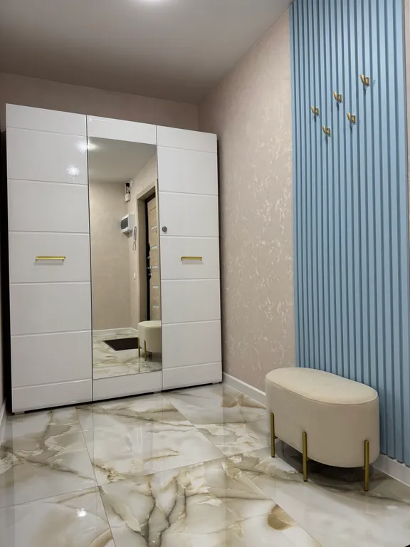 Стильная квартира с новым ремонтом в центре Индустриального района