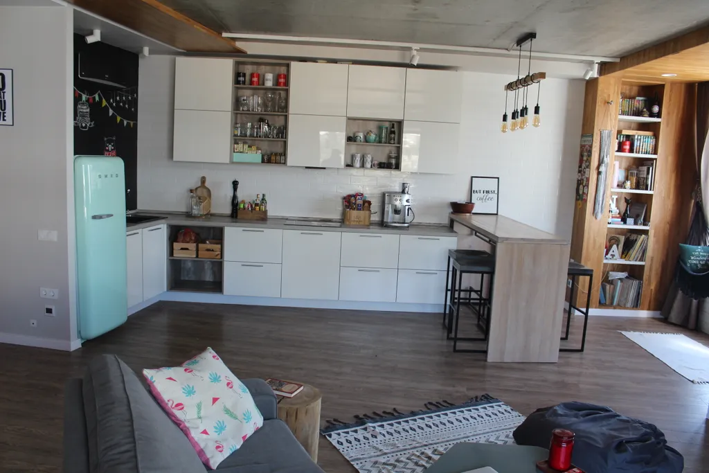 2х.ком.кв.  85.кв.м  в Центре вид на море и город , район Фуникулёра