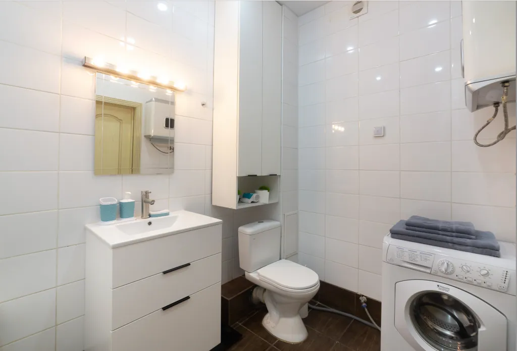 Уютная квартира на Адоратского