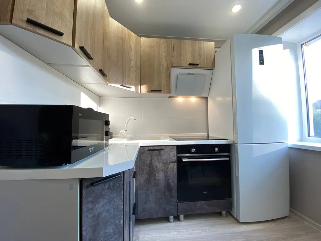 Солнечная двушка с новым ремонтом рядом с театром Чехова