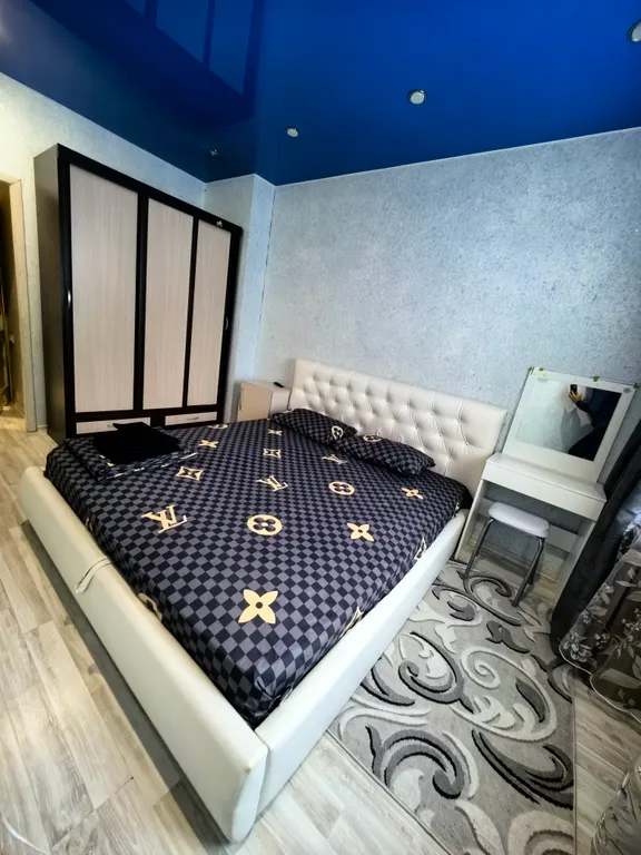 Хорошая двушка возле Ауры