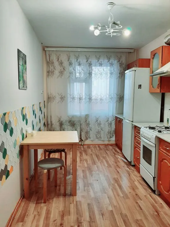 Пpocтоpнaя 2х-комнатная квартира