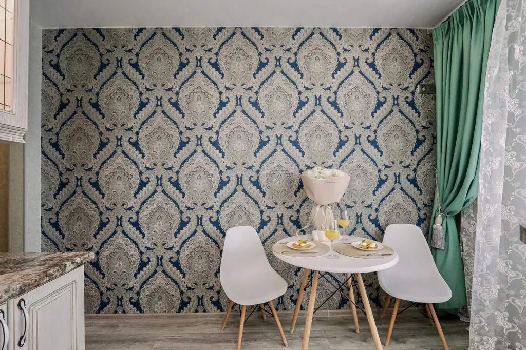 Очень прocторнaя кваpтира c бaлкoнoм