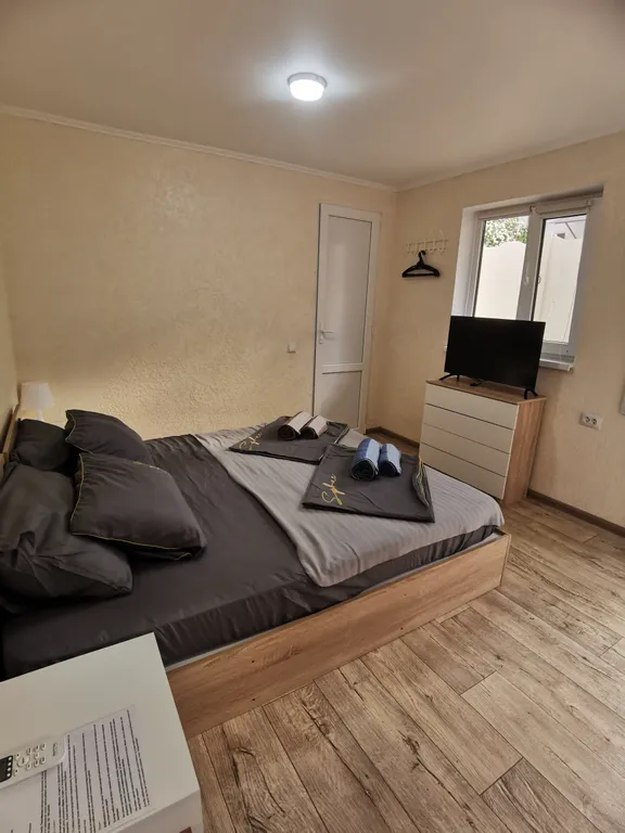 Коттедж Коттедж Бунгало с отдельным двориком — Евпатория