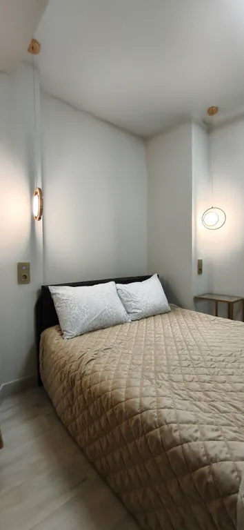 Стильная квартира с кондиционером в центре города