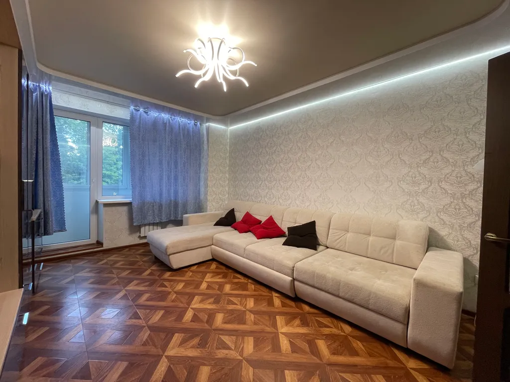 2-комнатная квартира с хорошим ремонтом в новом доме — аренда посуточно в Таганрог