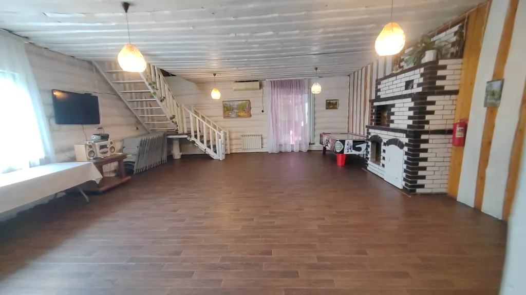 Коттедж возле горячих источников до 25 человек