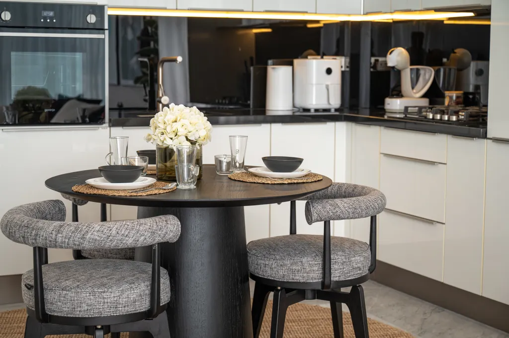 Bright 1BR in the Pad by Omniyat | Business Bay