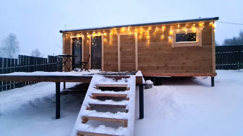 З-комнатный дом У Озера в лесу