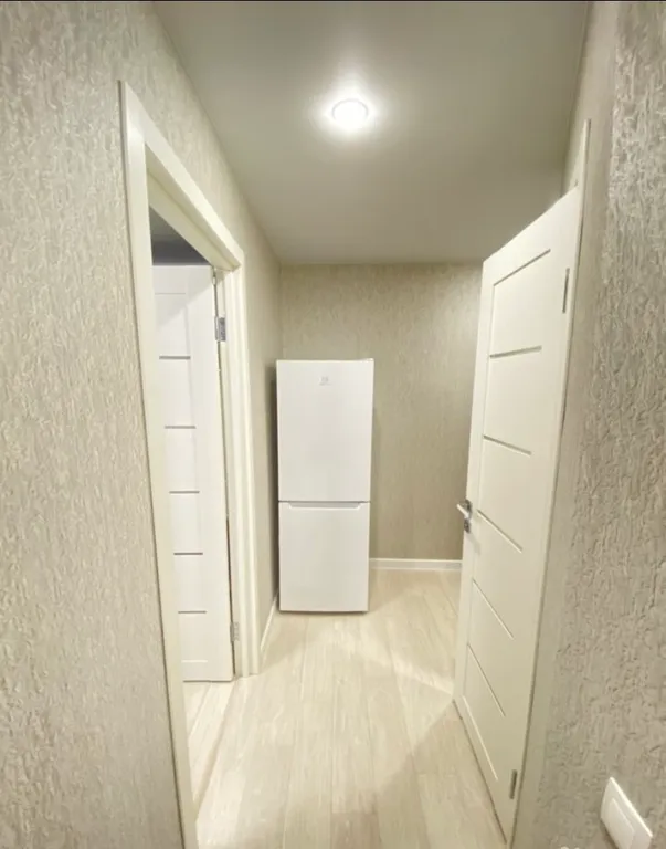 Окно в Париж