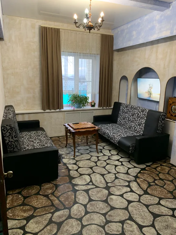 Просторный дом с баней и бассейном