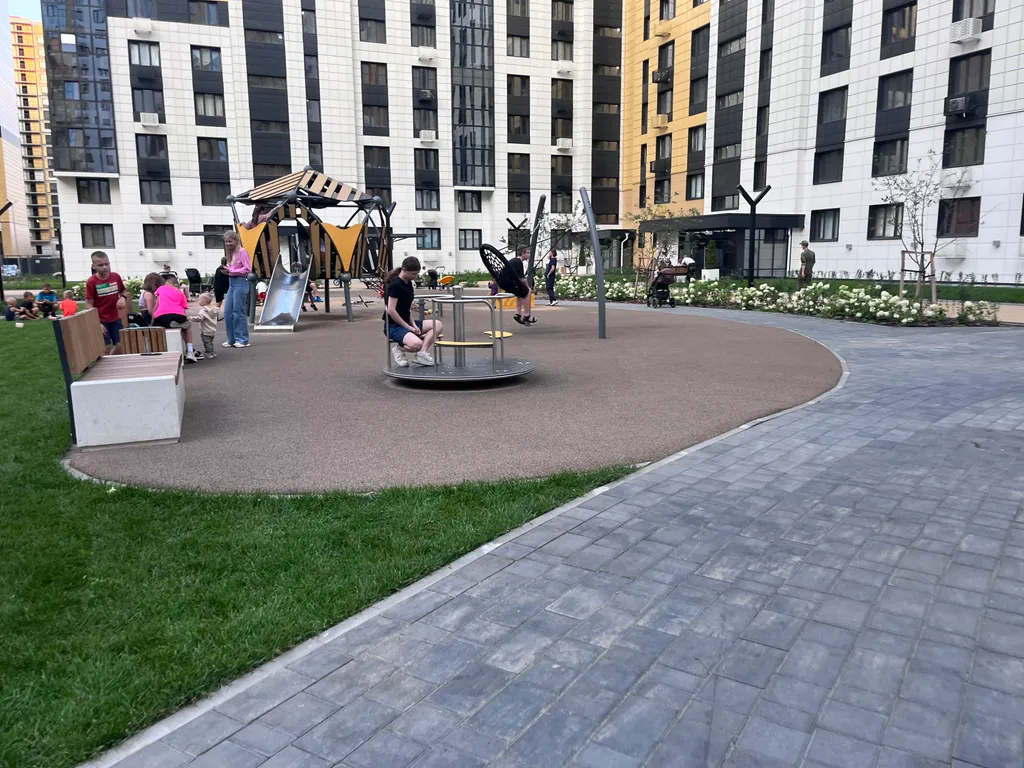 Просторная двушка в Яблоневых Садах на Московском проспекте