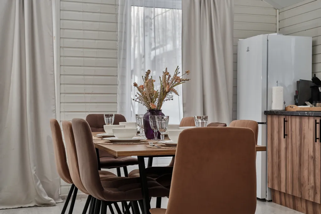 Мгновенный - дом с фотоаппаратом Polaroid