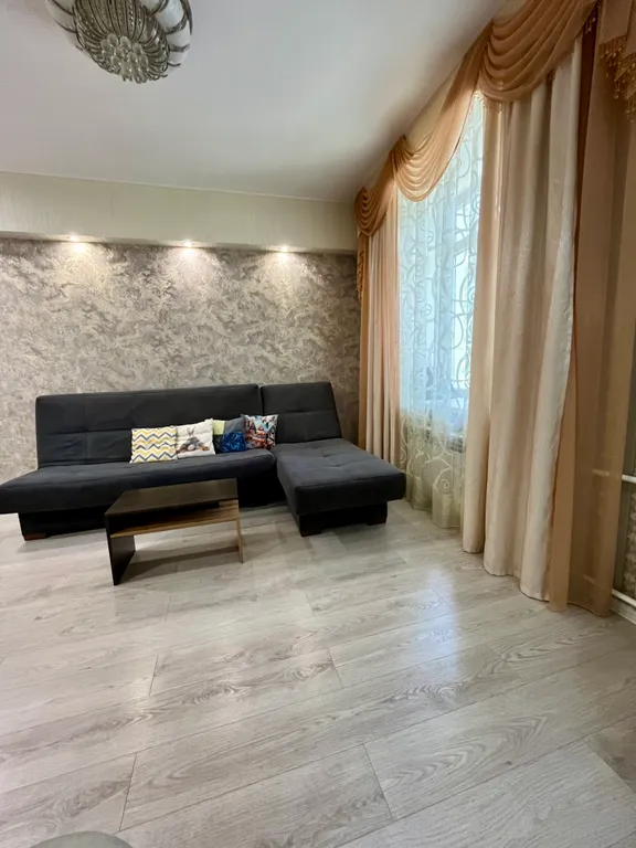 Уютная квартира сталинка