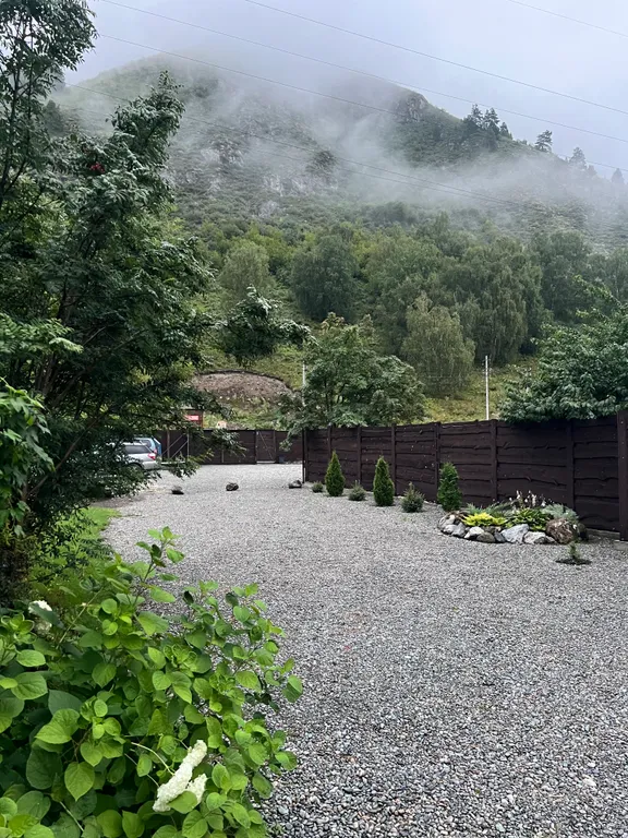 Дом благоустроенный с видом на гору