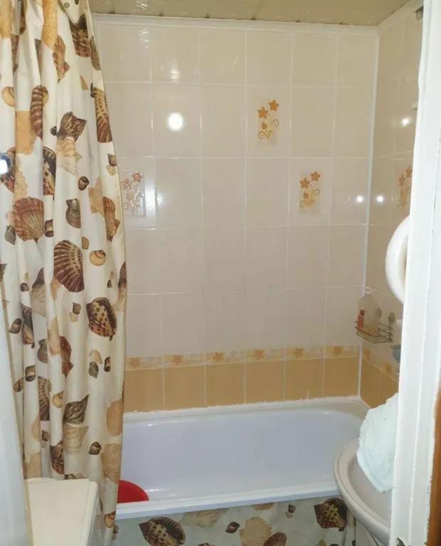 Двухкомнатная квартира в тихом районе, рядом с рекой Кама