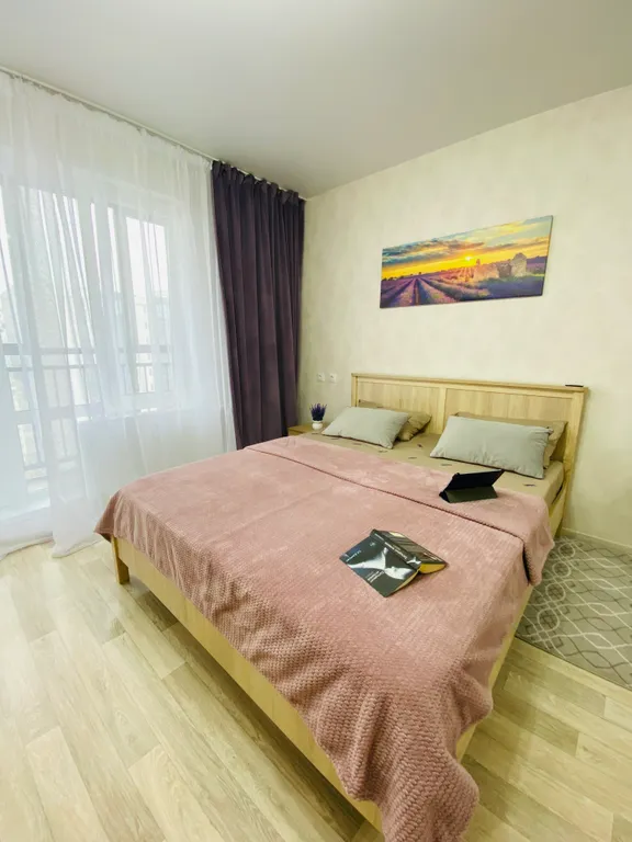 Квартира Квартира Уютная студия в новом в экологически чистом микрорайоне города — Красноярск