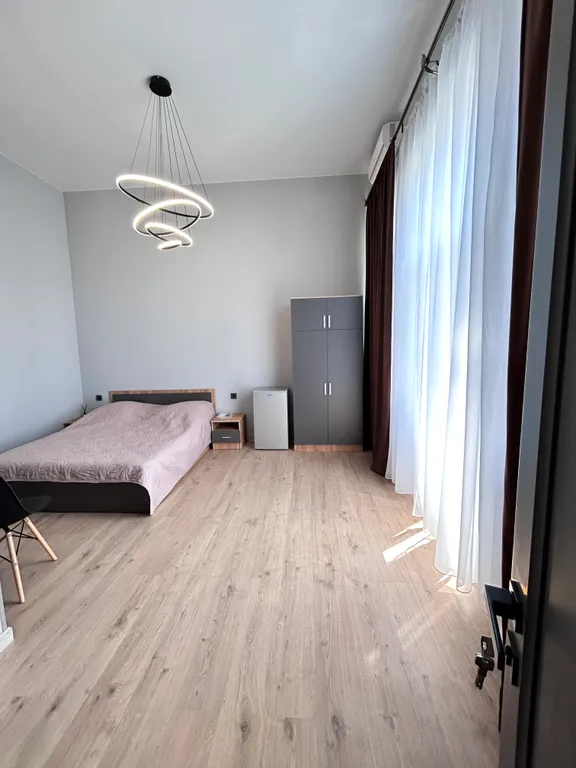 Квартира Комната в центре Сухума, в 200 метрах от моря, с отдельным входом — Сухум