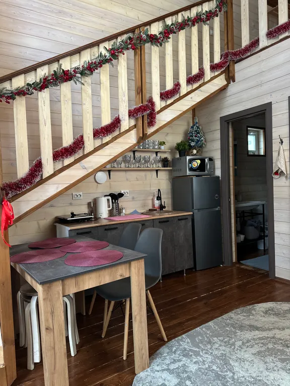 Коттедж Барнхаус III с видом на хвойный лес — Архыз