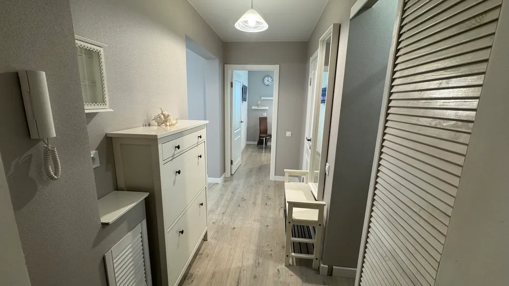 Классная квартира в центре с видом на набережную